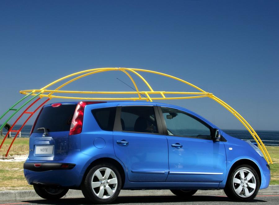  Nissan Note 2005 года  (фото 15 из 22)